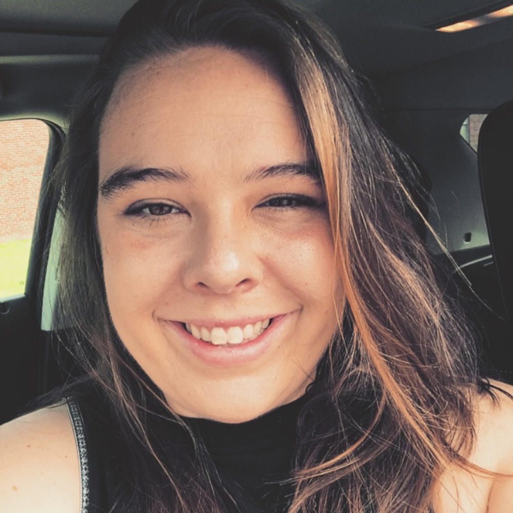 Meet your Posher, Alexandra